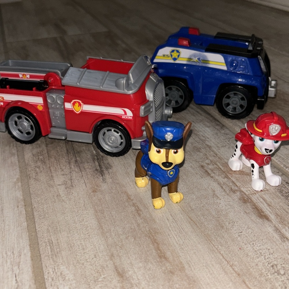Paw Patrol Chase Marshall Firetruck Police Car
